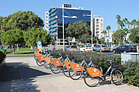 Лимассол, пункт проката велосипедов на набережной